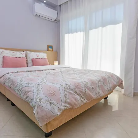 Spacious For 4 In The Center Of Rhodes Apartment Rhodes City